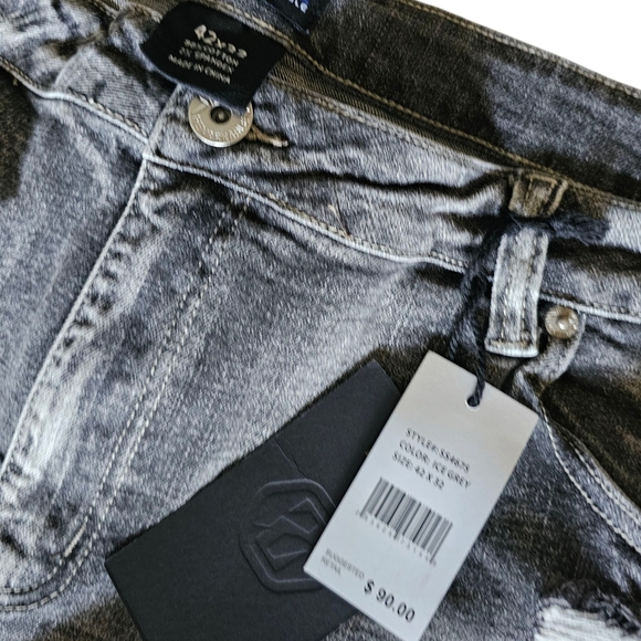 Men’s Slim Taper Fit Distressed Black/Gray Denim Jeans Size 42x32 - Picture 6 of 9